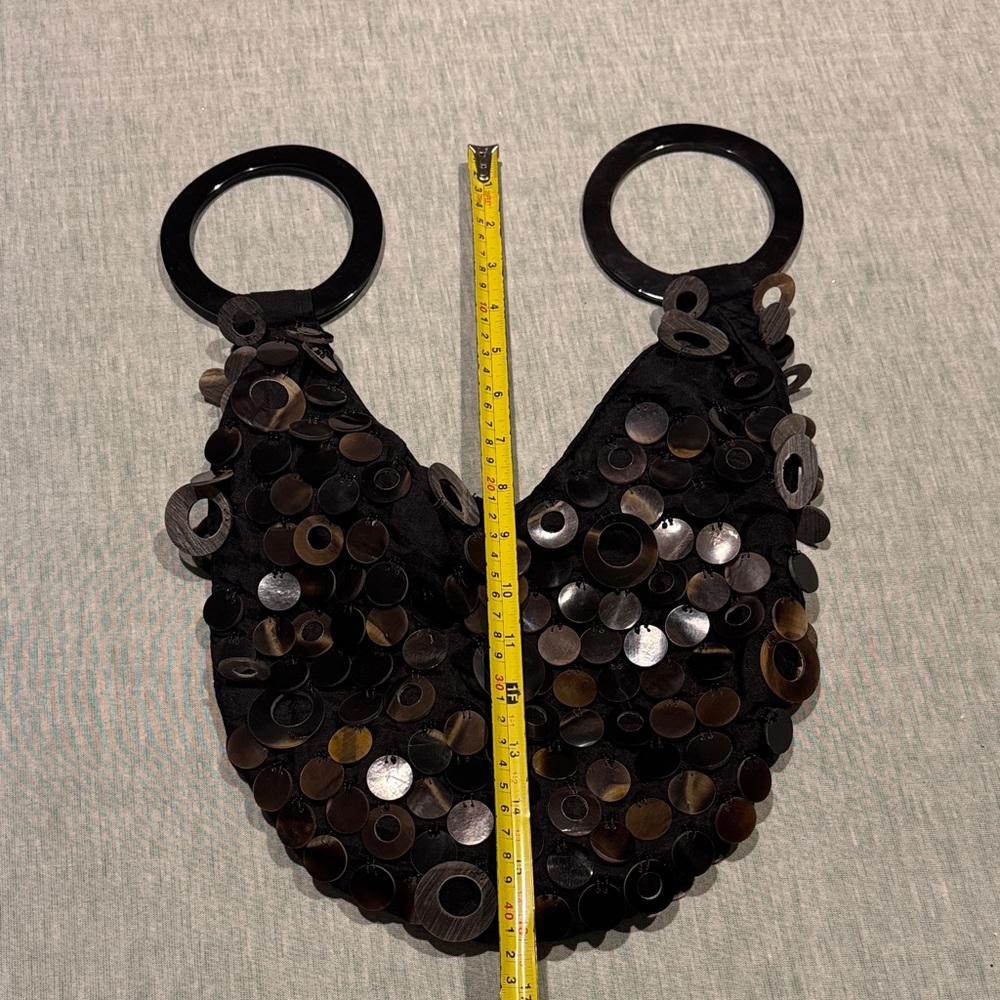 Elegant Black Sequin Shoulder Bag - Picture 4 of 8